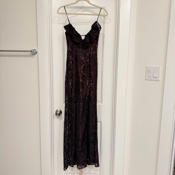 NEW House of CB Malia Night Shade Lace Maxi Dress Size Small